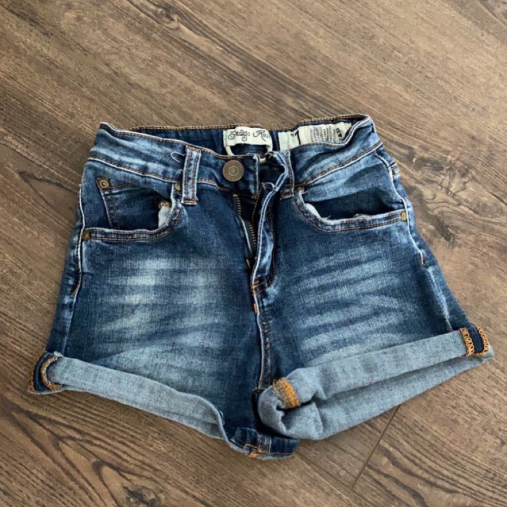 target dark wash jean shorts size 1